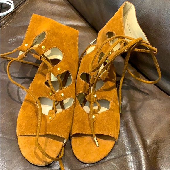Eeight Shoes - Brown suede sandals